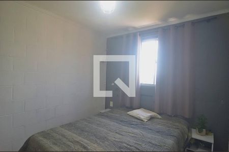 Quarto  de apartamento para alugar com 2 quartos, 45m² em Olaria, Canoas