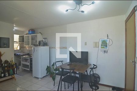 Sala  de apartamento para alugar com 2 quartos, 45m² em Olaria, Canoas