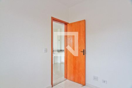 Quarto 1 de apartamento para alugar com 2 quartos, 40m² em Jardim Mangalot, São Paulo