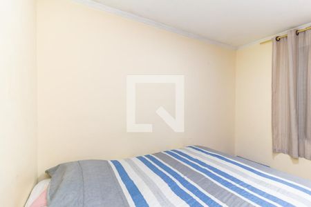 Quarto 1 de apartamento para alugar com 2 quartos, 56m² em Conjunto Residencial José Bonifácio, São Paulo