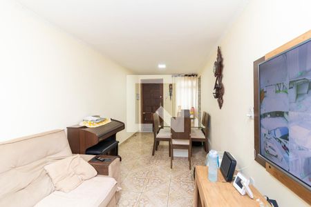 Sala de apartamento para alugar com 2 quartos, 56m² em Conjunto Residencial José Bonifácio, São Paulo