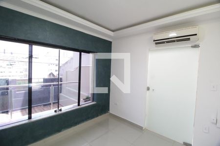 Sala de casa para alugar com 4 quartos, 300m² em Saraiva, Uberlândia