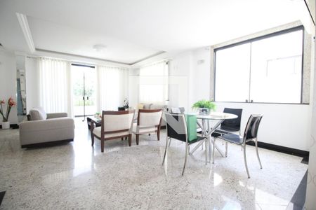 Sala 1 de casa para alugar com 4 quartos, 300m² em Horto Florestal, Salvador