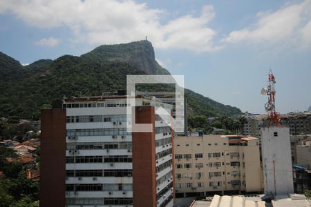 Vista da sala  de apartamento para alugar com 3 quartos, 88m² em Jardim Botânico, Rio de Janeiro