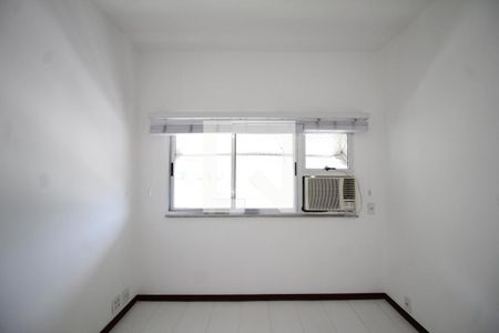 Quarto 1 de apartamento para alugar com 3 quartos, 88m² em Jardim Botânico, Rio de Janeiro