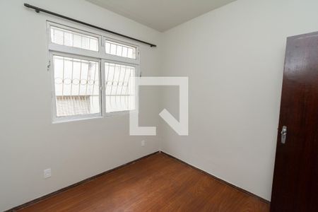 Quarto 1 de apartamento à venda com 3 quartos, 60m² em Padre Eustáquio, Belo Horizonte