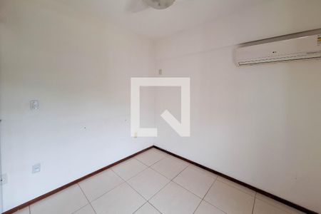 Quarto 1 de apartamento para alugar com 2 quartos, 60m² em Itaipu, Niterói