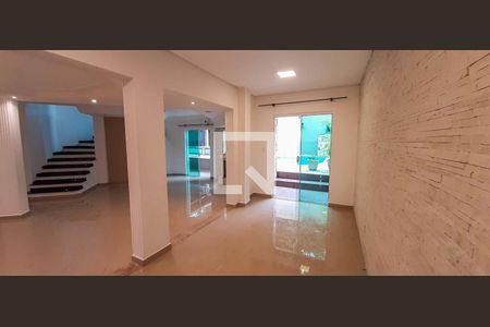 Sala de casa à venda com 3 quartos, 340m² em City Bussocaba, Osasco