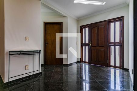 Sala de casa para alugar com 4 quartos, 380m² em Vila Oliveira, Mogi das Cruzes