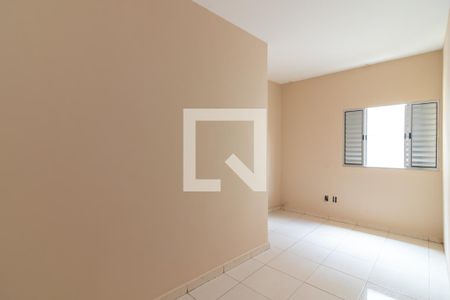 Quarto 1 de casa para alugar com 3 quartos, 60m² em Parada Inglesa, São Paulo