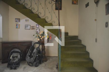 Sala de casa à venda com 2 quartos, 134m² em Vila Santa Teresa, Santo André