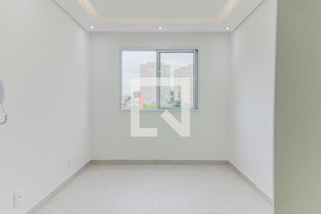 Sala / Cozinha / Lavanderia de apartamento para alugar com 2 quartos, 32m² em Jardim Celeste, São Paulo