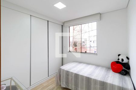 Quarto de apartamento à venda com 2 quartos, 130m² em Padre Eustáquio, Belo Horizonte