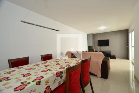 Sala 2 ambientes de apartamento para alugar com 3 quartos, 90m² em Sion, Belo Horizonte