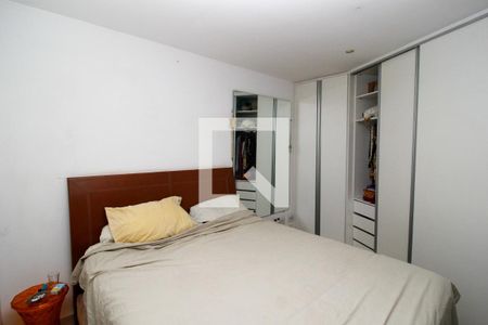 Suite de apartamento para alugar com 2 quartos, 120m² em Sagrada Família, Belo Horizonte