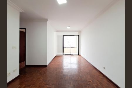 Apartamento para alugar com 68m², 2 quartos e 2 vagasSala