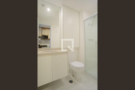 Banheiro de kitnet/studio para alugar com 1 quarto, 27m² em Vila Matilde, São Paulo