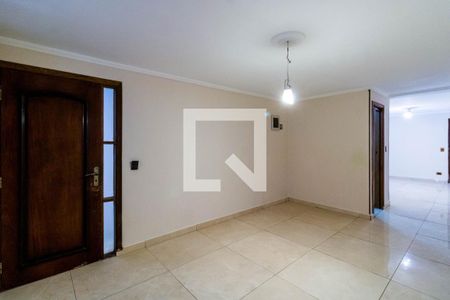 Sala de casa para alugar com 4 quartos, 125m² em Jardim Piracuama, São Paulo