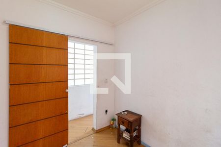 Quarto 1 de casa para alugar com 2 quartos, 60m² em Parque Jandaia, Carapicuíba