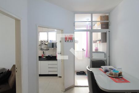 Sala de apartamento à venda com 3 quartos, 60m² em Jardim Guanabara, Belo Horizonte