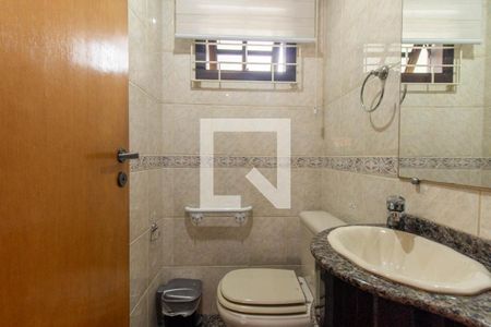 Lavabo de casa para alugar com 5 quartos, 350m² em Xaxim, Curitiba