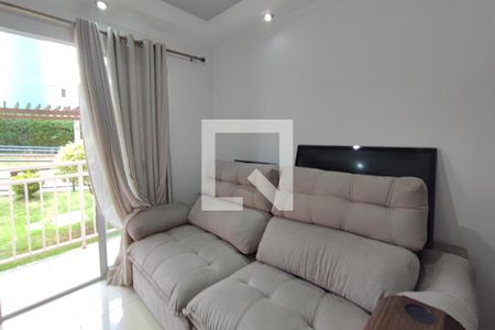 Sala de apartamento à venda com 2 quartos, 47m² em Vila Marieta, Campinas