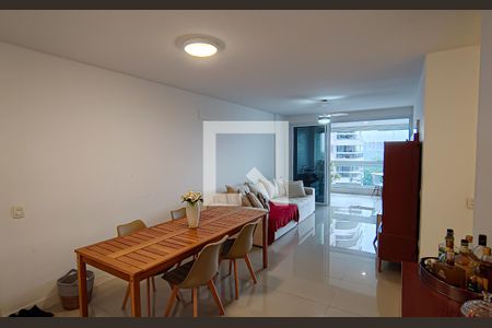 sala de apartamento para alugar com 3 quartos, 110m² em Barra da Tijuca, Rio de Janeiro