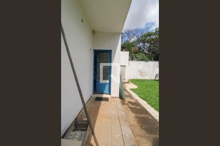 Casa à venda com 820m², 4 quartos e 8 vagas Casa à venda com 820m², 4 quartos e 8 vagasÁrea de Serviço