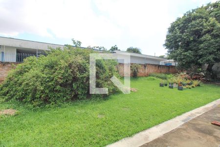 Casa à venda com 820m², 4 quartos e 8 vagas Casa à venda com 820m², 4 quartos e 8 vagasÁrea comum