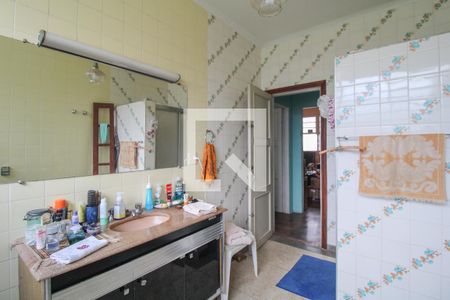 Casa à venda com 820m², 4 quartos e 8 vagas Casa à venda com 820m², 4 quartos e 8 vagasBanheiro