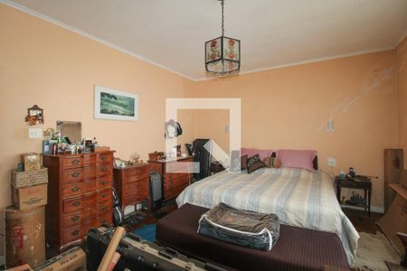 Casa à venda com 820m², 4 quartos e 8 vagas Casa à venda com 820m², 4 quartos e 8 vagasQuarto 3