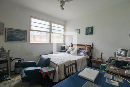 Casa à venda com 820m², 4 quartos e 8 vagas Casa à venda com 820m², 4 quartos e 8 vagasQuarto 1