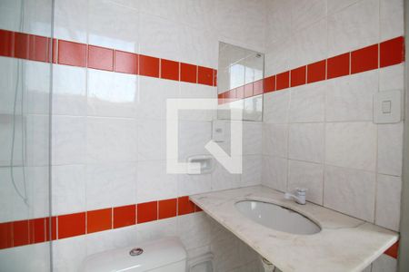 Banheiro de kitnet/studio para alugar com 1 quarto, 18m² em Tororo, Salvador