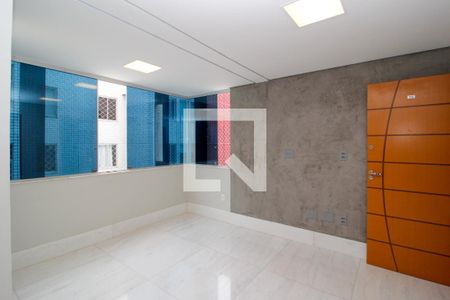 Sala de apartamento à venda com 3 quartos, 81m² em Estoril, Belo Horizonte