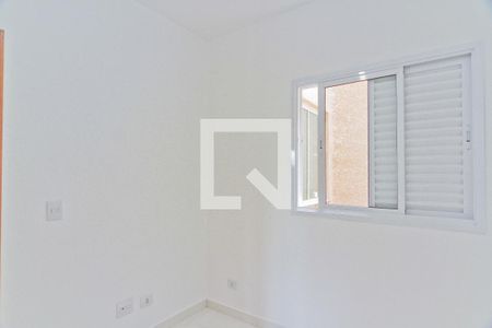 Quarto 2 de apartamento para alugar com 2 quartos, 40m² em Jardim Mangalot, São Paulo