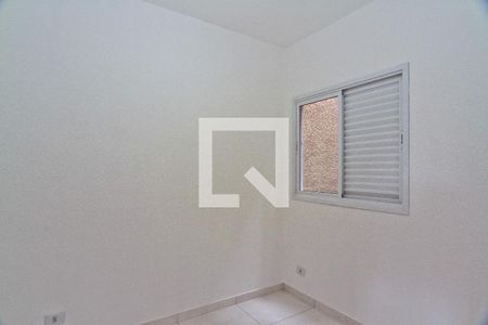 Quarto 2 de apartamento para alugar com 2 quartos, 40m² em Jardim Mangalot, São Paulo