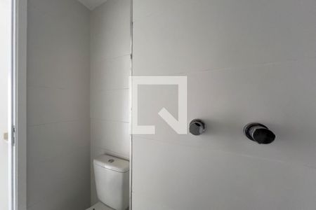 Banheiro de kitnet/studio à venda com 1 quarto, 27m² em Vila Mariana, São Paulo