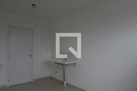 Sala/Cozinha de apartamento para alugar com 2 quartos, 32m² em Jardim Celeste, São Paulo