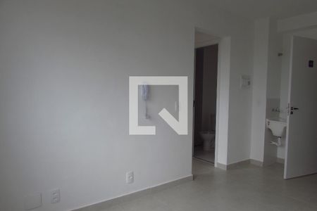 Sala/Cozinha de apartamento para alugar com 2 quartos, 32m² em Jardim Celeste, São Paulo