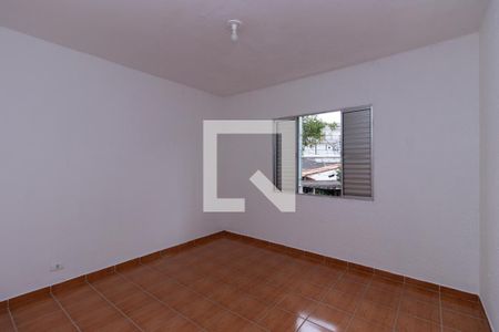 Quarto 1 de casa para alugar com 2 quartos, 120m² em Vila Nivi, São Paulo