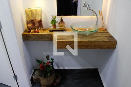 LAVABO de casa para alugar com 3 quartos, 200m² em Jardim Santana, Campinas