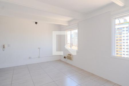 Sala/Quarto de apartamento à venda com 1 quarto, 35m² em Santana, Porto Alegre