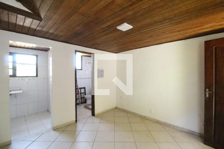 Sala de casa para alugar com 1 quarto, 60m² em Freguesia (jacarepaguá), Rio de Janeiro