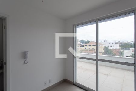 Sala 2 de apartamento à venda com 2 quartos, 90m² em Santa Monica, Belo Horizonte