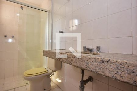 Apartamento à venda com 340m², 4 quartos e 4 vagas Apartamento à venda com 340m², 4 quartos e 4 vagasBanheiro Suíte 2
