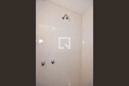 Apartamento à venda com 340m², 4 quartos e 4 vagas Apartamento à venda com 340m², 4 quartos e 4 vagasChuveiro do Banheiro da Suíte 2