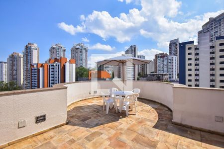 Apartamento à venda com 340m², 4 quartos e 4 vagas Apartamento à venda com 340m², 4 quartos e 4 vagasCobertura