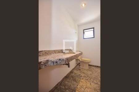 Apartamento à venda com 340m², 4 quartos e 4 vagas Apartamento à venda com 340m², 4 quartos e 4 vagasLavabo