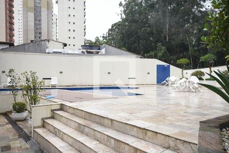 Apartamento à venda com 340m², 4 quartos e 4 vagas Apartamento à venda com 340m², 4 quartos e 4 vagasPiscina