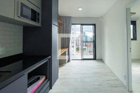 Sala/Cozinha de kitnet/studio para alugar com 1 quarto, 26m² em Pinheiros, São Paulo